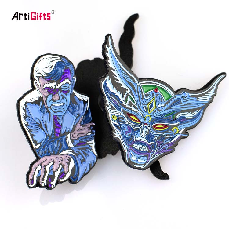 Weird Broches Pins Brooches Halloween Enamel Pins Backing Card
