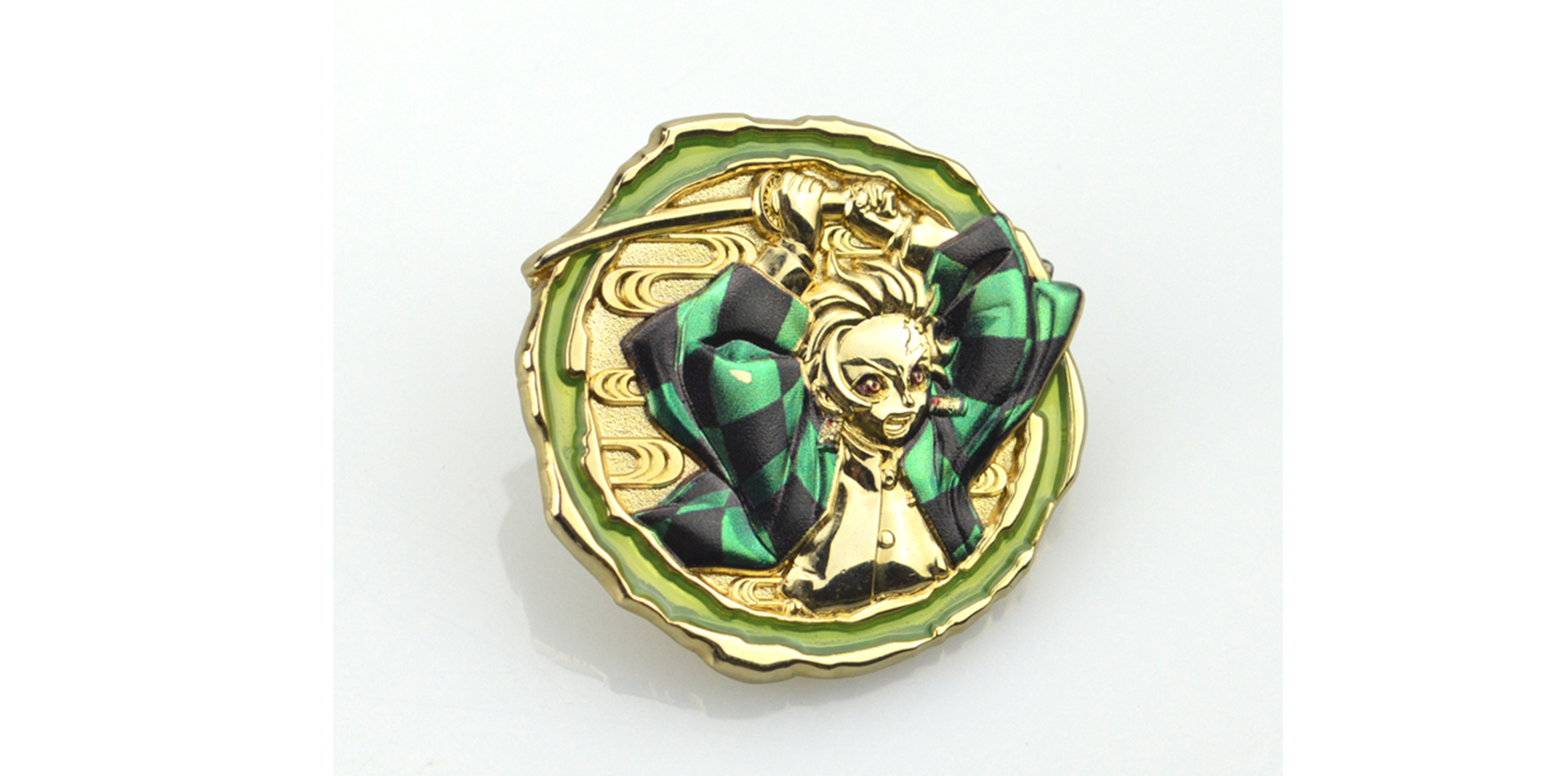 ArtiGifts：A professional supplier of customized metal badges
