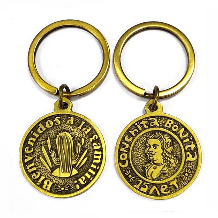 Wholesale Manufacturer Design Metal Medal Keychain Custom Die Cast Keychain