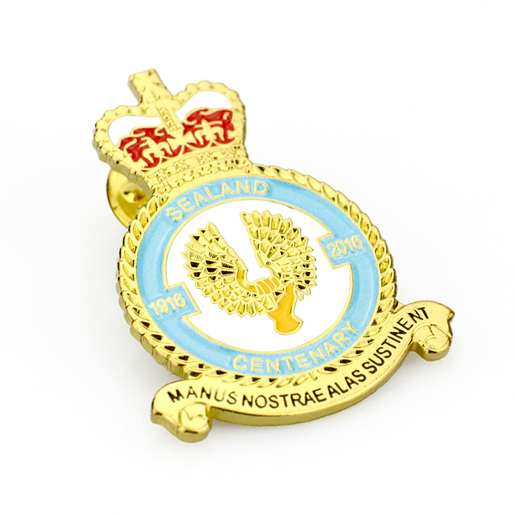 High Quality Souvenir Custom Logo Metal Hard Enamel Badge Fashion Decorative Lapel Pins For Clothes