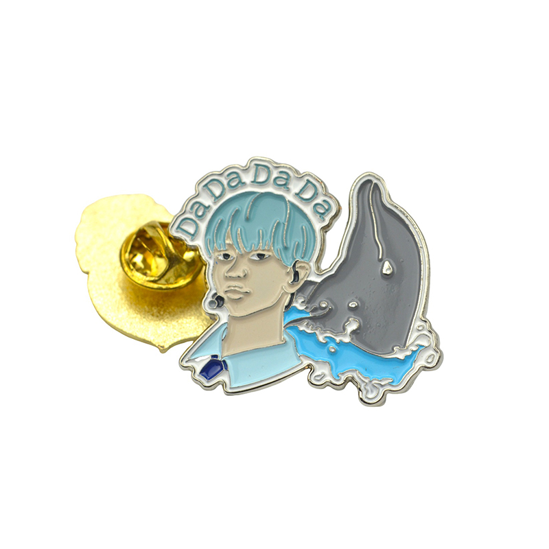 Manufacturers No Minimum Cartoon Custom Lapel Enamel Pin Metal Crafts Badge Anime Hard Soft Enamel Pins