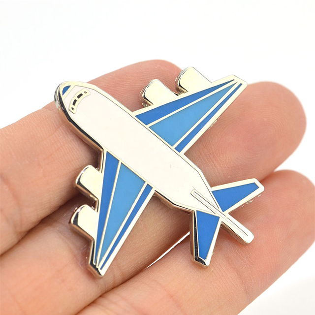 OEM Factory Wholesale Metal Enamel Badge Cute Lapel Pins Custom Logo Promotional Gifts