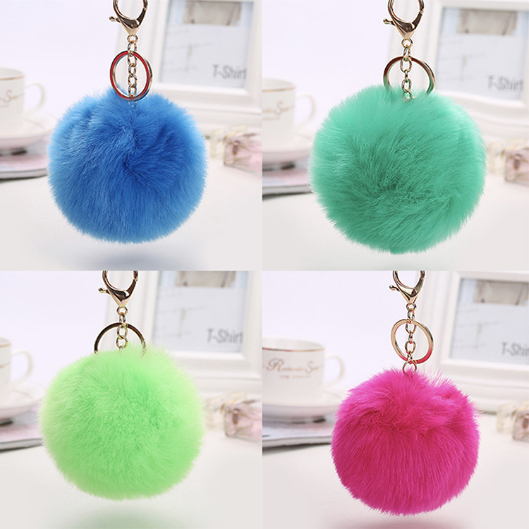 Manufacturer Bulk Custom Shape Multi Colors Furry Fluffy Ball Pom Poms Keychain
