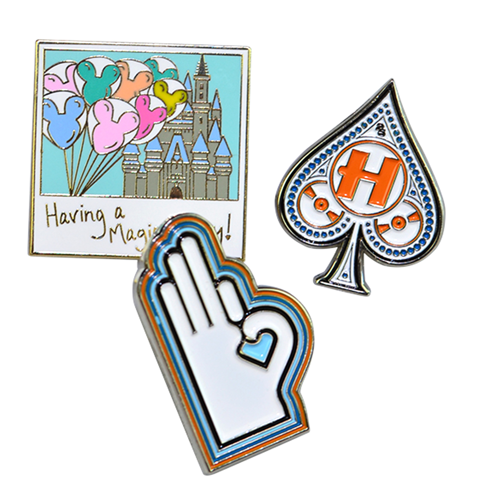 Manufacturer Wholesale Metal Badges Funny Anime Pins High Quality Cartoon Theme Printed Design Customized Logo