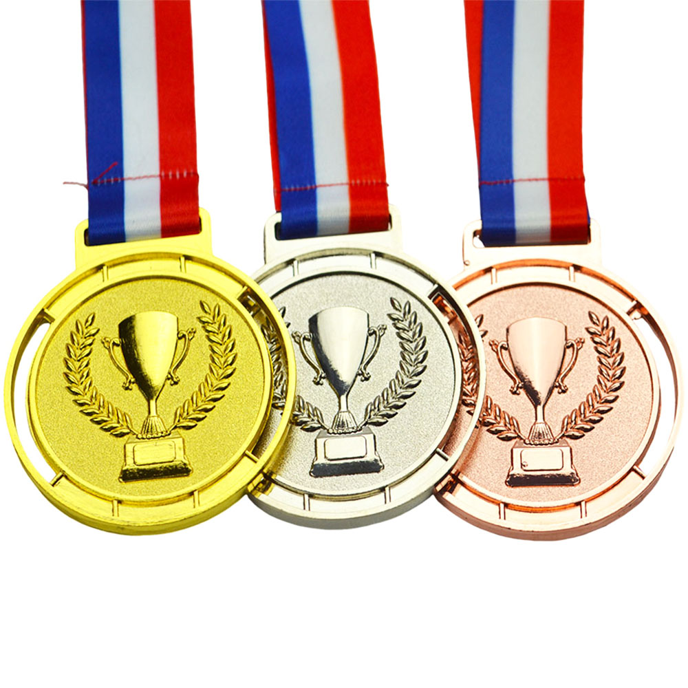 Customizable Logo Awards Blank Metal Medallion Trophies Plated Sports Award Medals Ribbon
