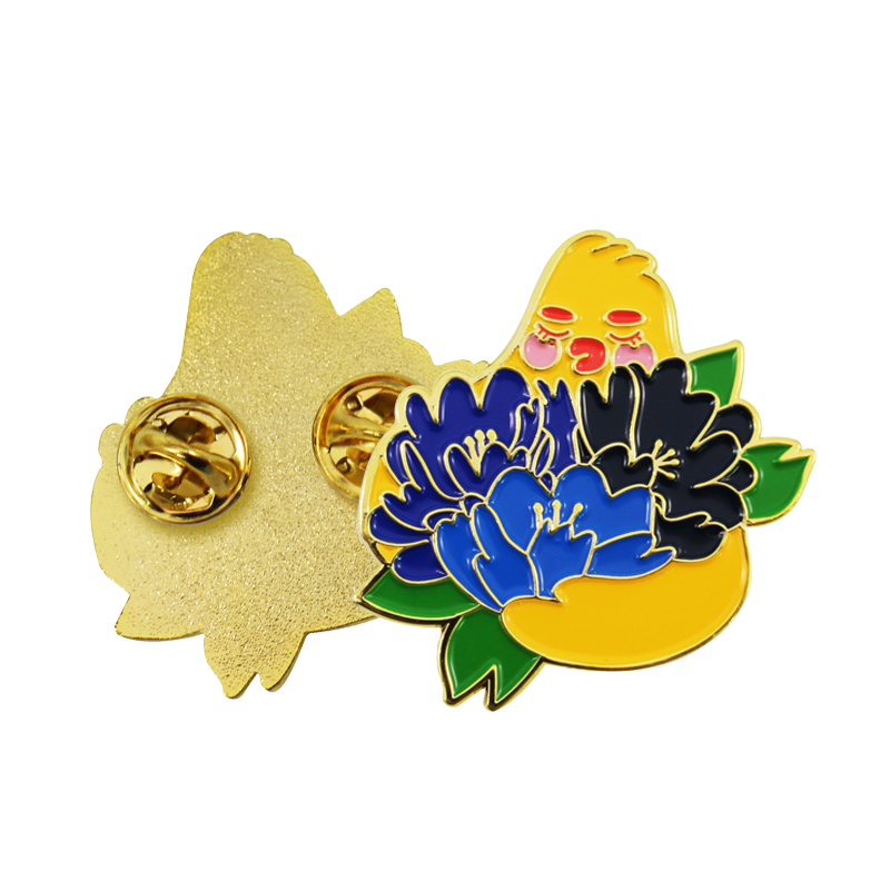 Manufacturer Cute Cartoon Lapel Pin Custom Logo Make Metal Badge Anime Hard Lapel Pins Soft Enamel Pin