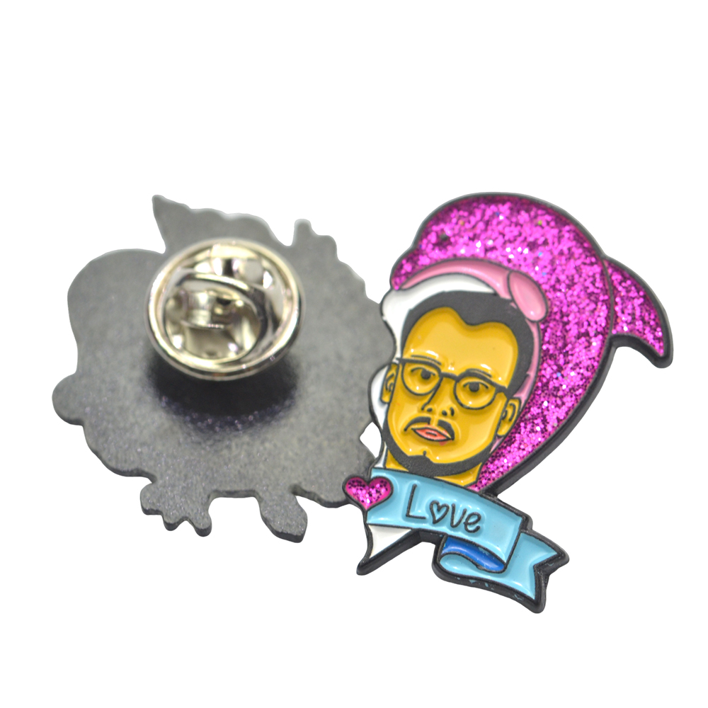 Manufacturer Wholesale Custom Brass Anime Enamel Pins Cute Hard Enamel Lapel Pins Logo Badges for Crafts
