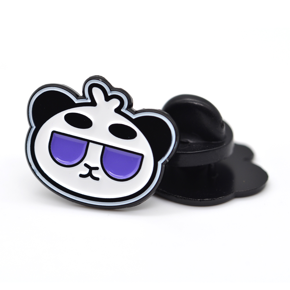 Factory Wholesale Metal Pin High Quality Enamel Pins with Animal Sports Cartoon Badge Characters for Lapel Pins
