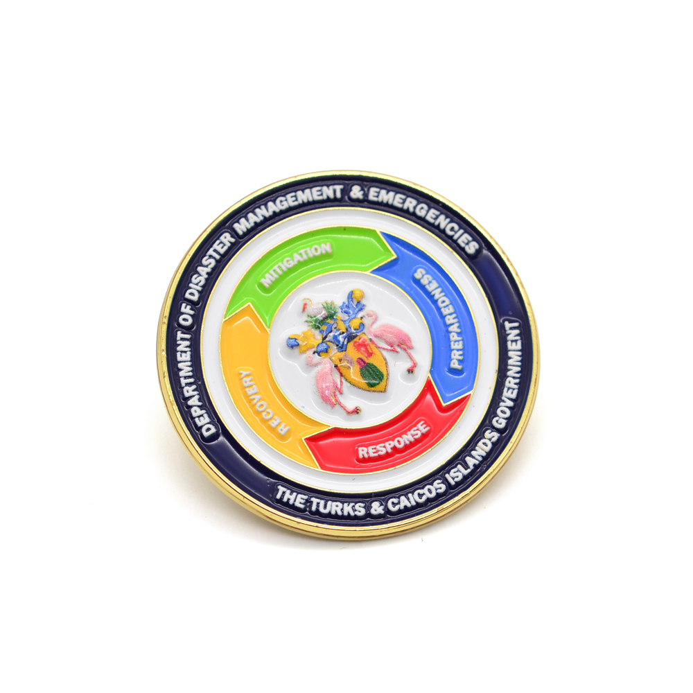 Custom Stamping Pins Kawaii Hard Enamel Badges Personalized Metal Pin Badge for Advertising Gifts Souvenirs