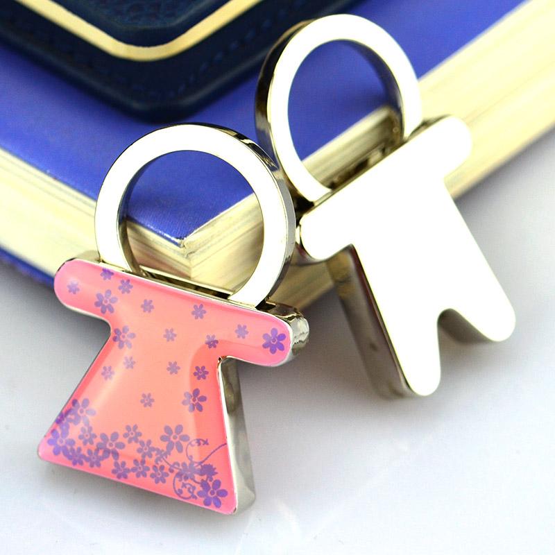 Customized cheap metal keychain discount
