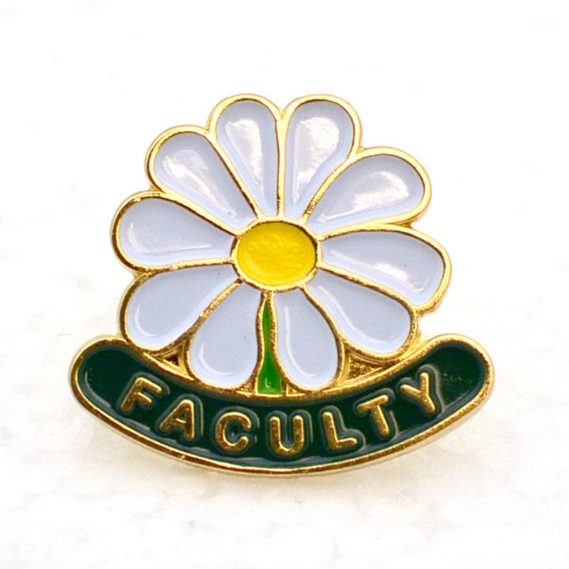 Pin Factory Supplier Wholesale Metal Cute Flower Brooch Pin