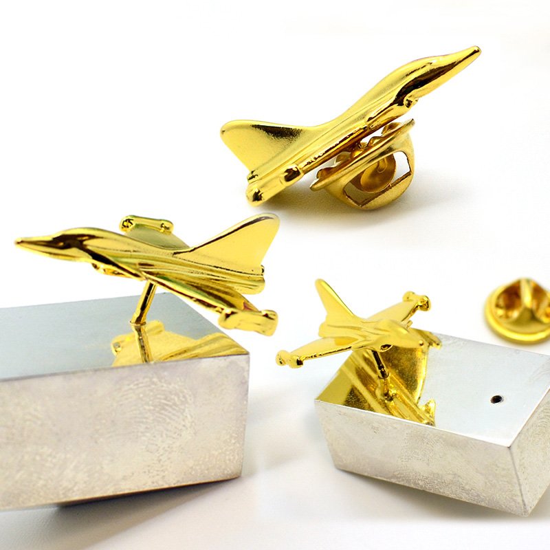Custom 3D Gold Airplane Lapel Pin Promotional Metal Pin Badge