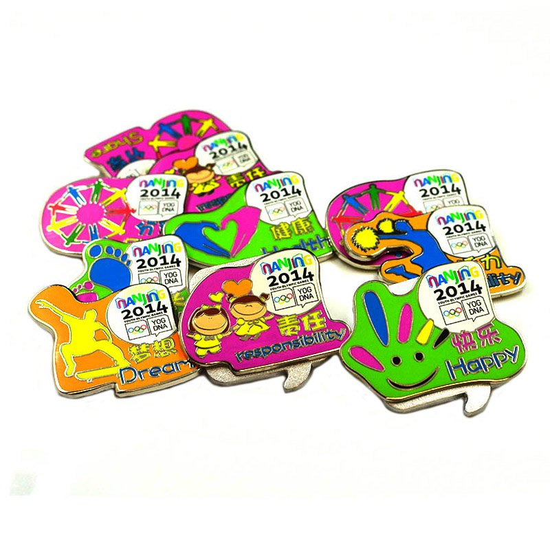 Factory Direct Sale Lapel Pin Karate Metal Sports Enamel Pin