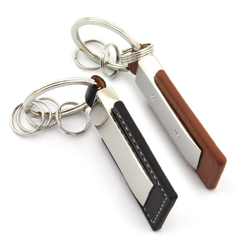 Custom Branded Mens Leather Metal Keychain Tag For Promotion